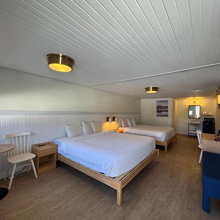 Maple Leaf Inn Лейк Плесид Екстериор снимка