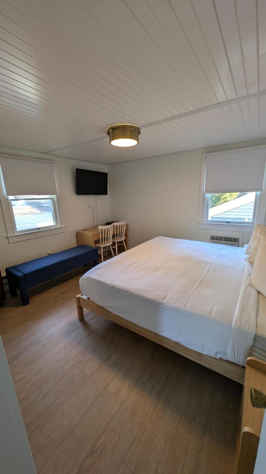 Maple Leaf Inn Лейк Плесид Екстериор снимка